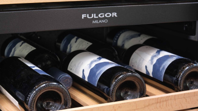 Винный шкаф Fulgor Milano FWC 8200 U TC GBK